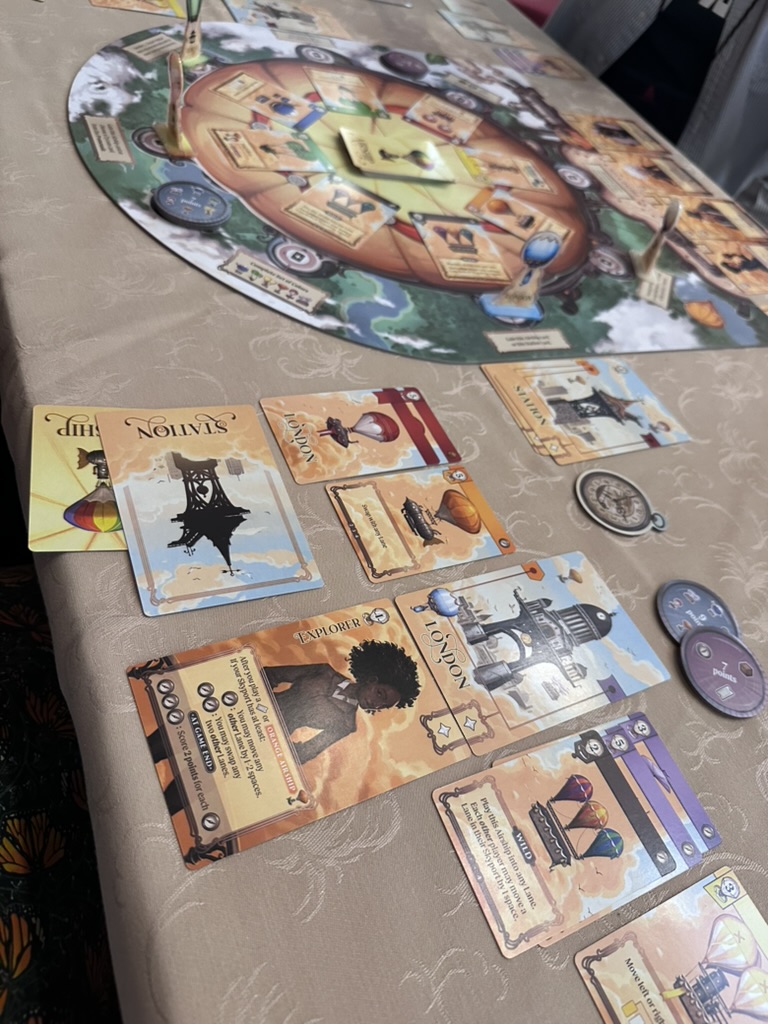 board game with hot air balloons and a round board